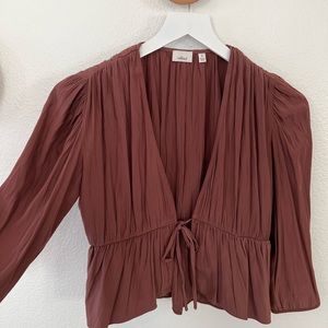 Aritzia Wilfred blouse